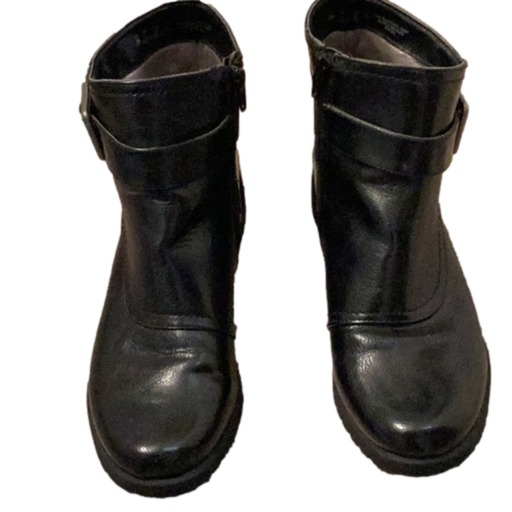 Life Stride Ankle Booties, Size 9M, Black